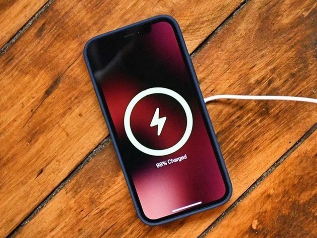 策勒苹果手机维修分享iPhone 12可以随便充电吗 